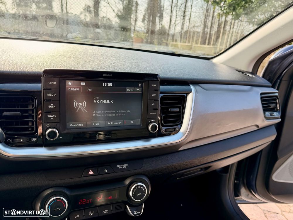 Kia Stonic 1.0 T-GDI GT Line - 22