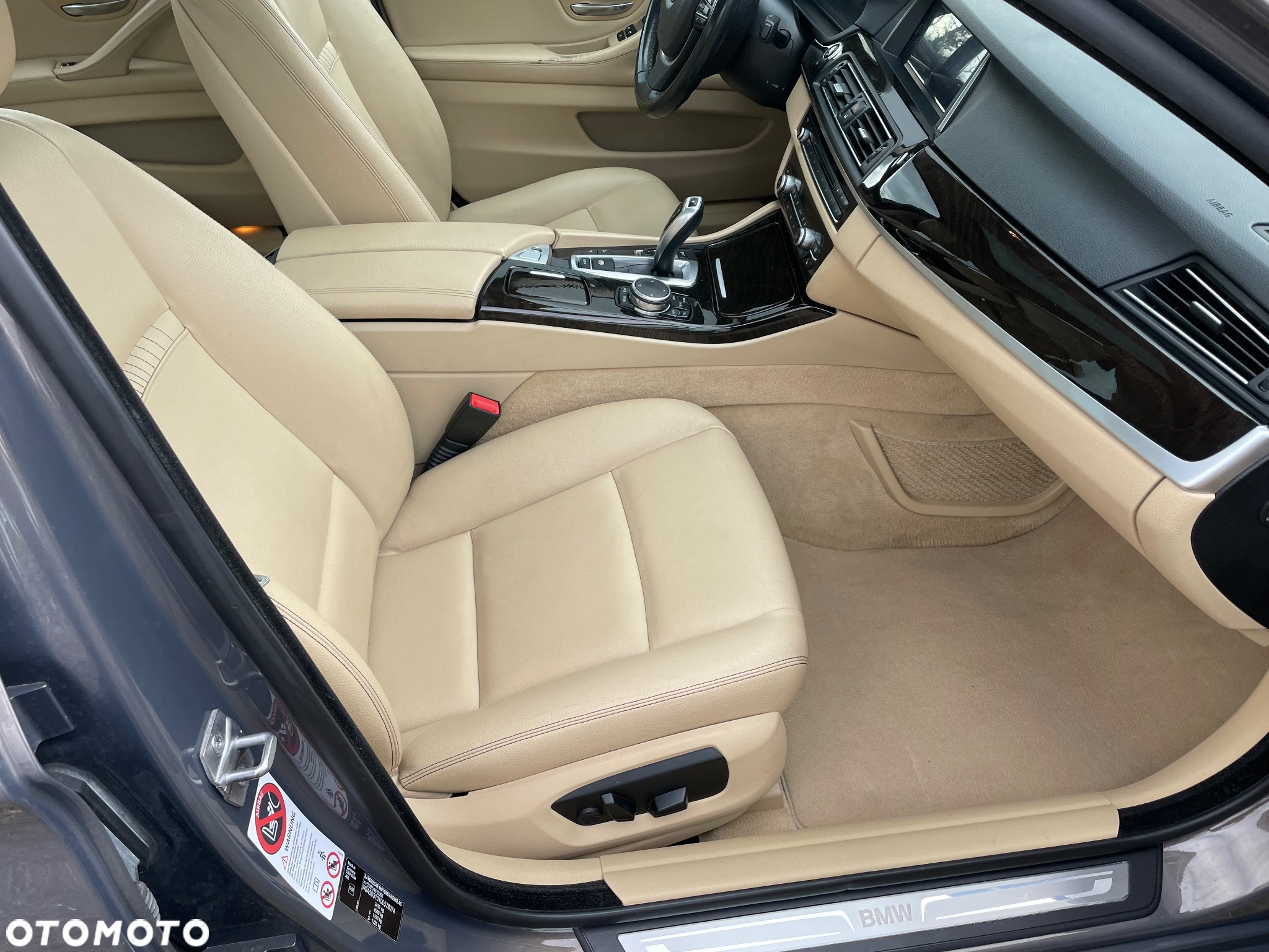 BMW Seria 5 530d xDrive Luxury Line - 19