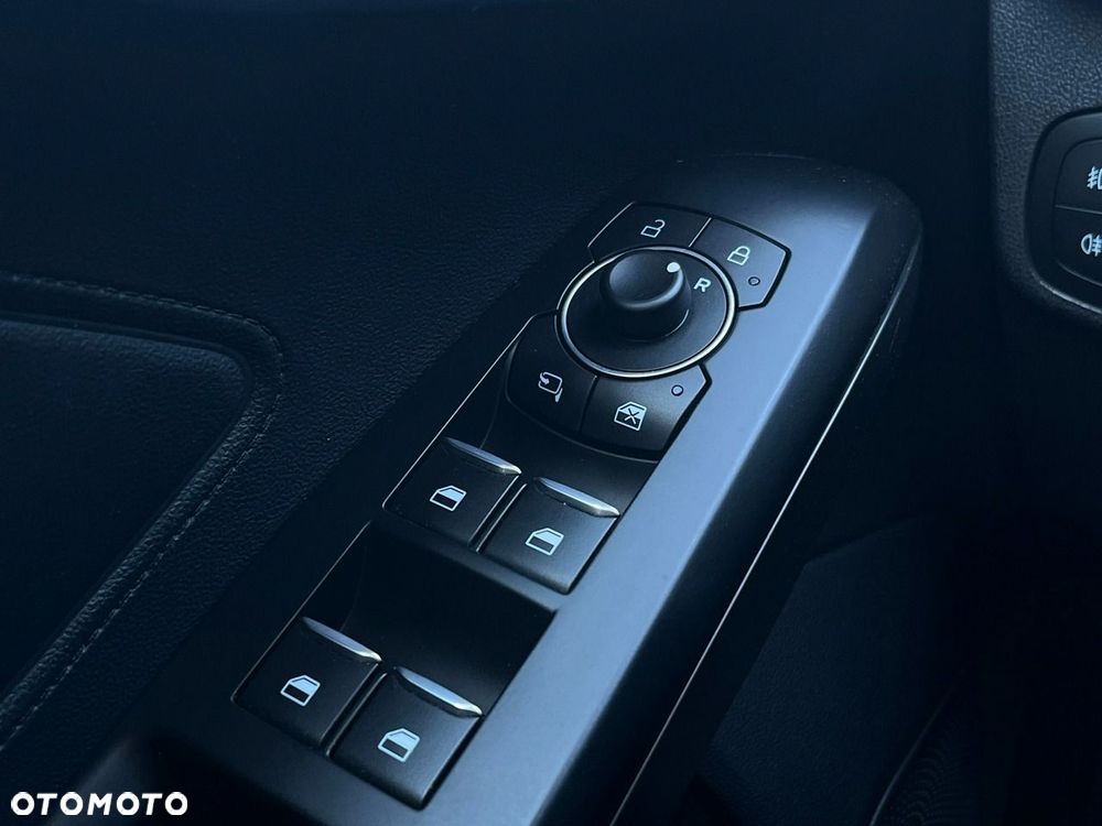 Ford Focus 1.0 EcoBoost Hybrid ACTIVE X - 18