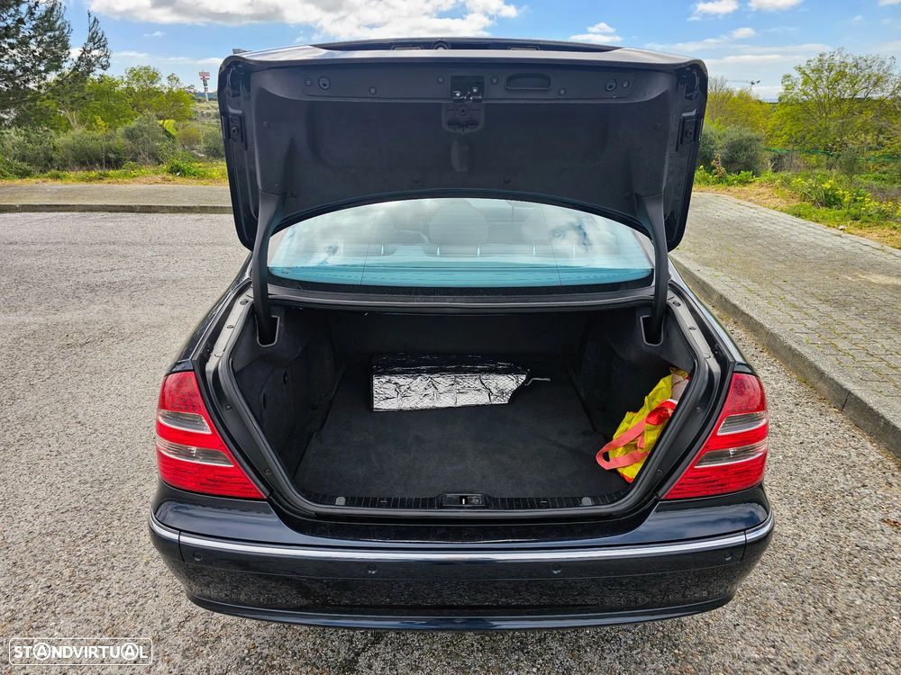 Mercedes-Benz E 220 CDI Auto Avantgarde - 12