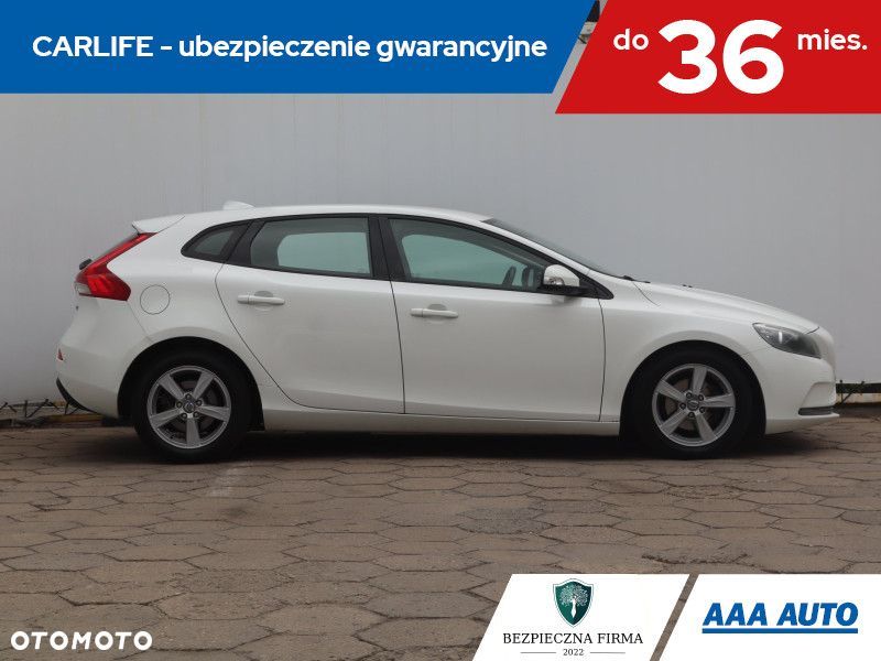 Volvo V40 - 8