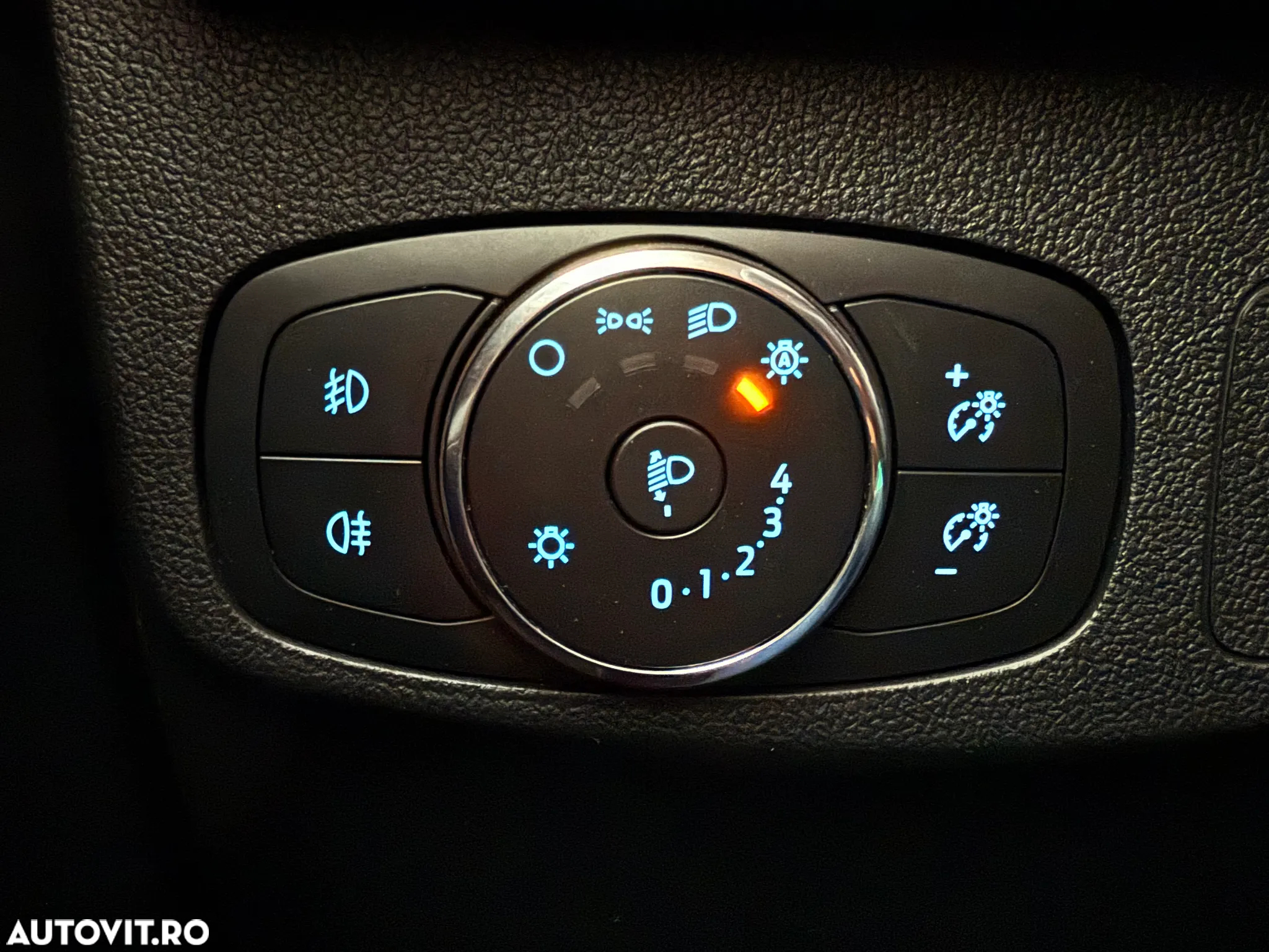 Ford Focus Turnier 1.5 EcoBlue Start-Stopp-System Aut. COOL&CONNECT - 17