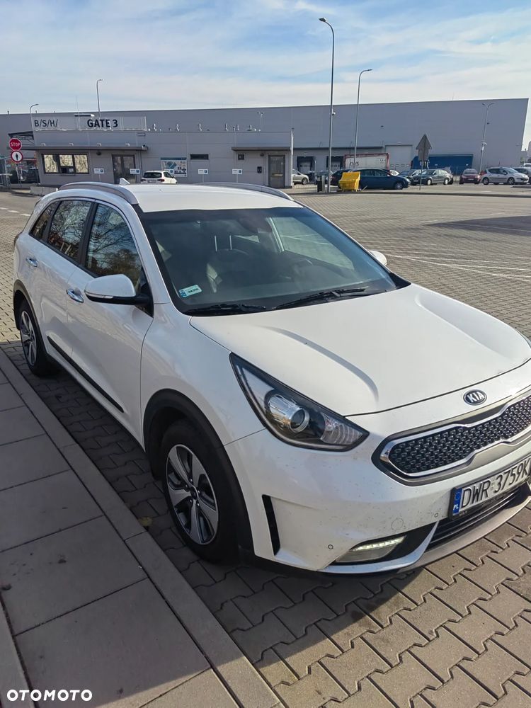 Kia Niro 1.6 GDI Hybrid L - 1