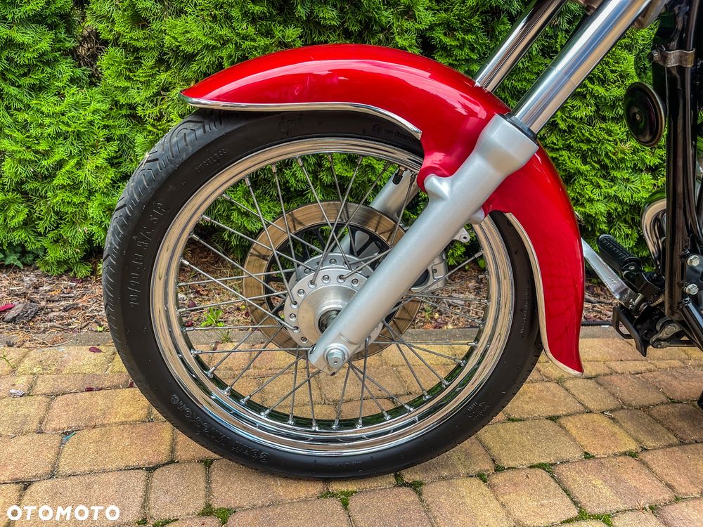 Suzuki Intruder - 19