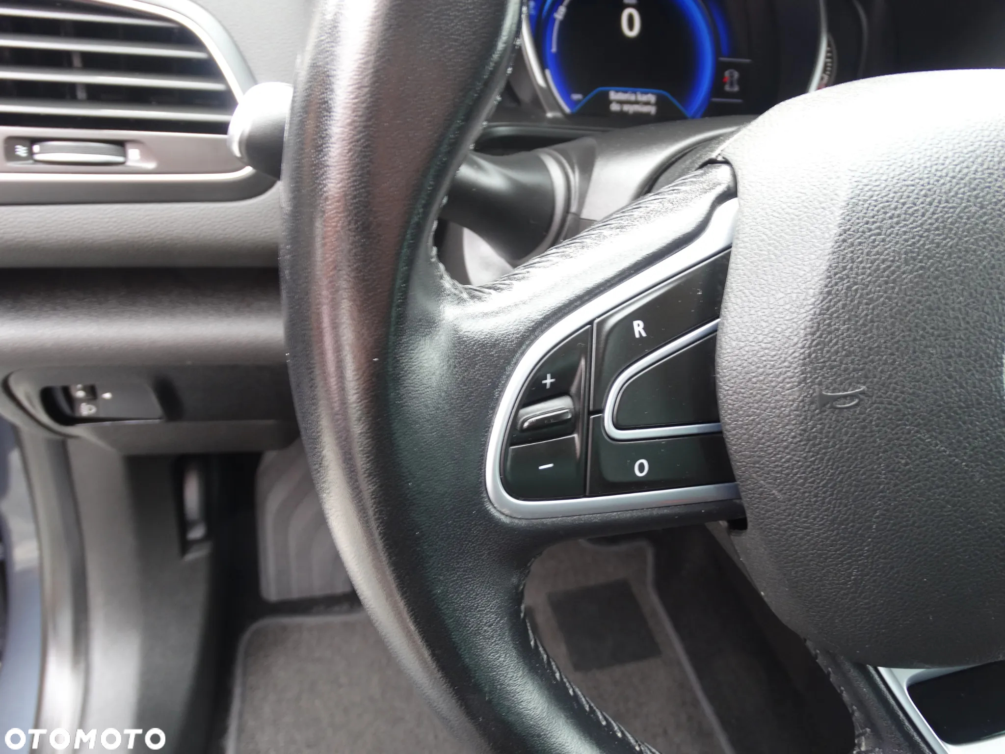 Renault Megane 1.2 Energy TCe Limited - 20