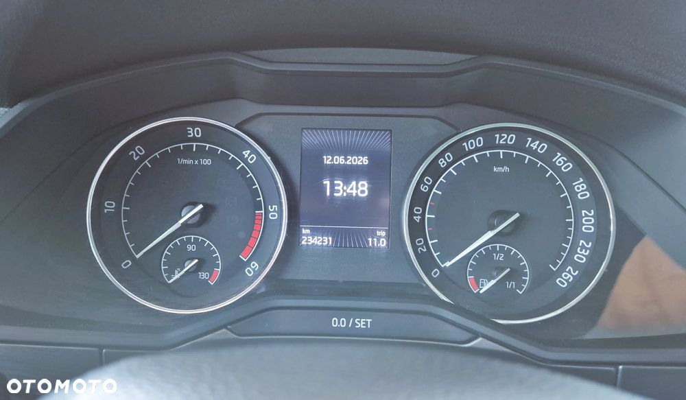 Skoda Superb 2.0 TDI Style DSG - 15