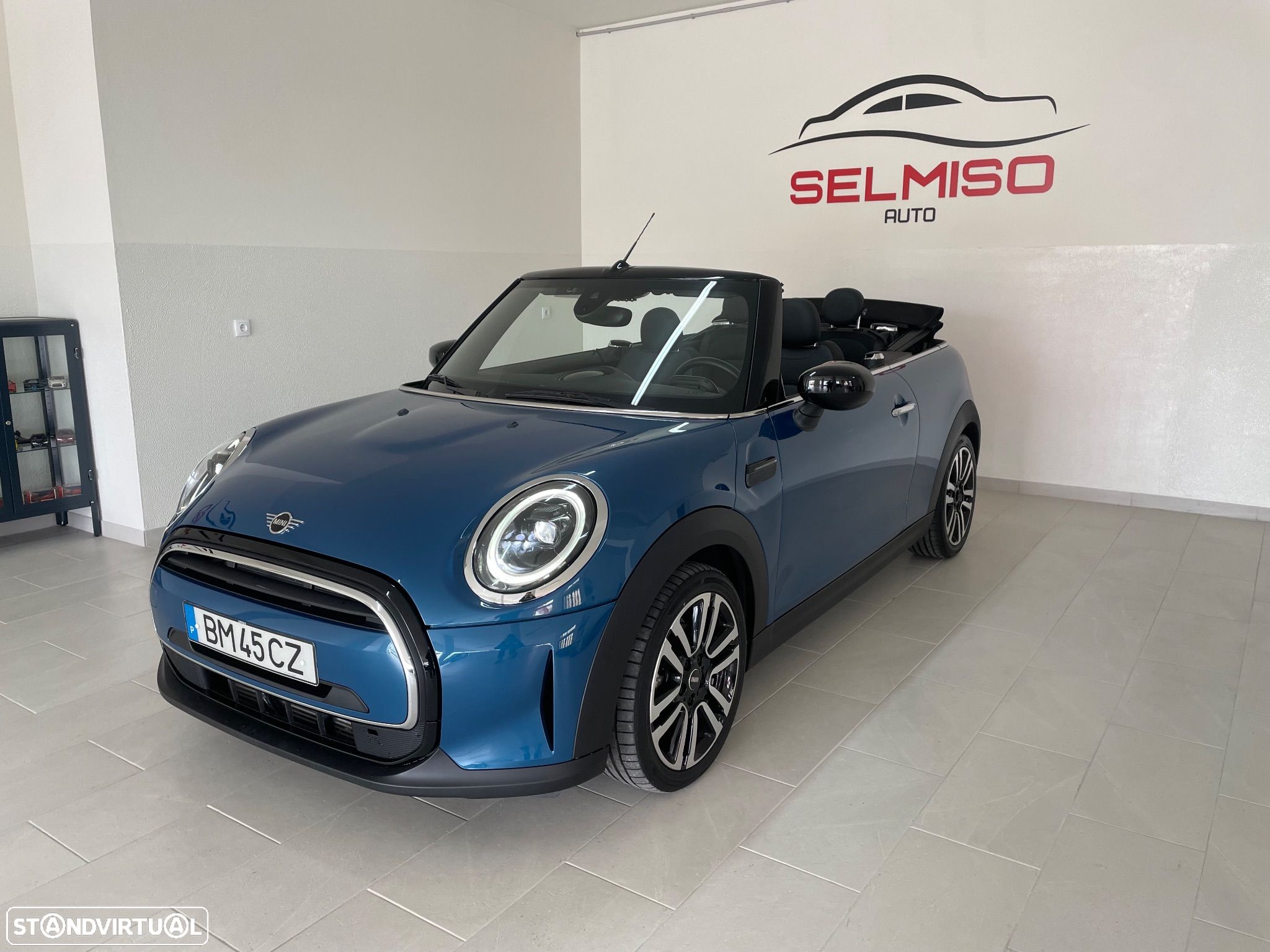 MINI Cabrio Cooper Premium Extra Classic Auto - 1
