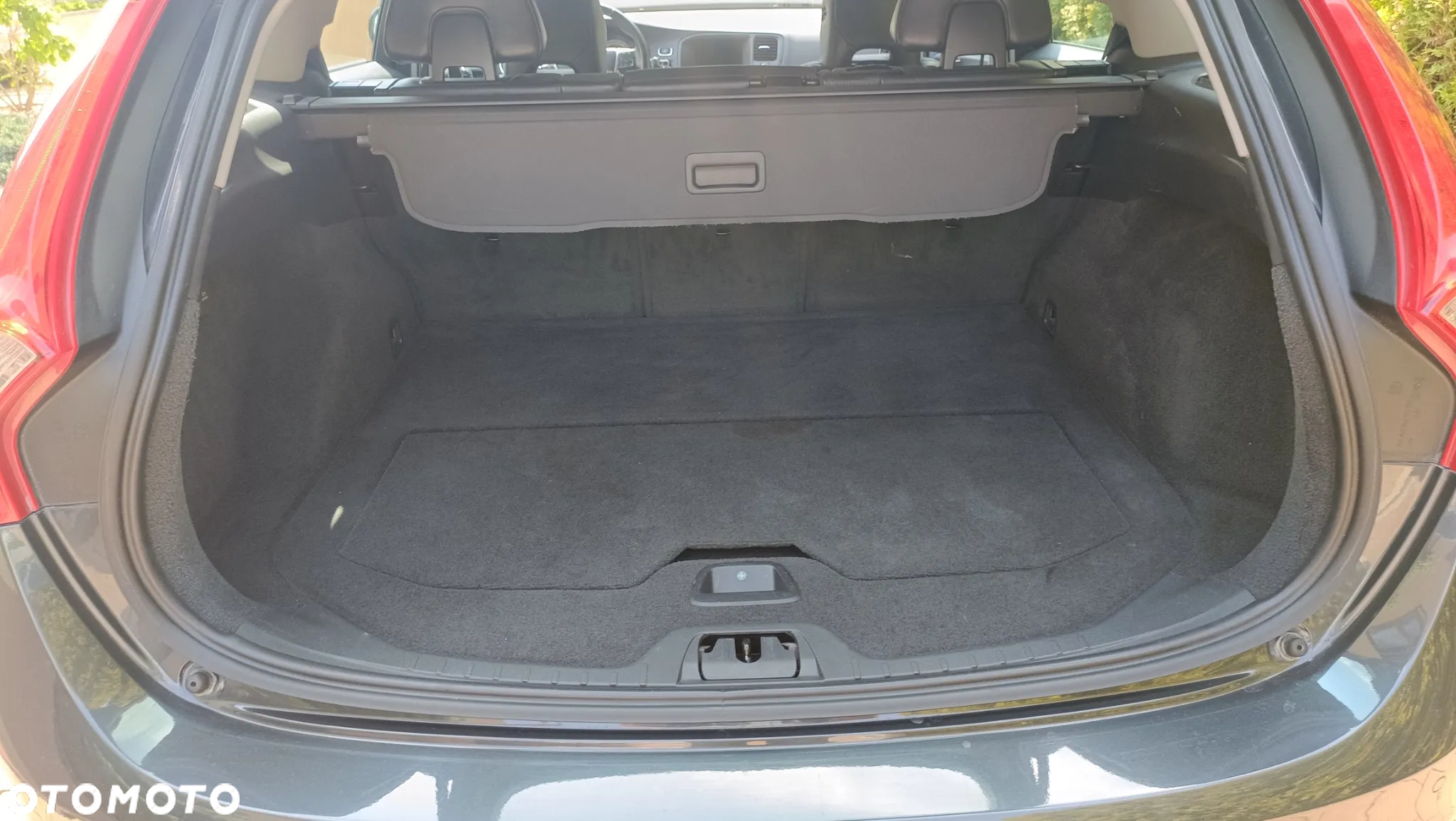 Volvo V60 D2 Momentum - 12