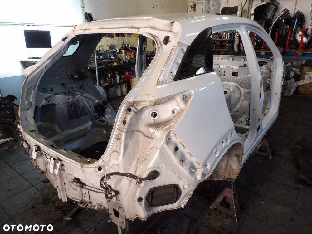 MAZDA CX-3 LIFT BŁOTNIK TYŁ PRAWY 25D - 2