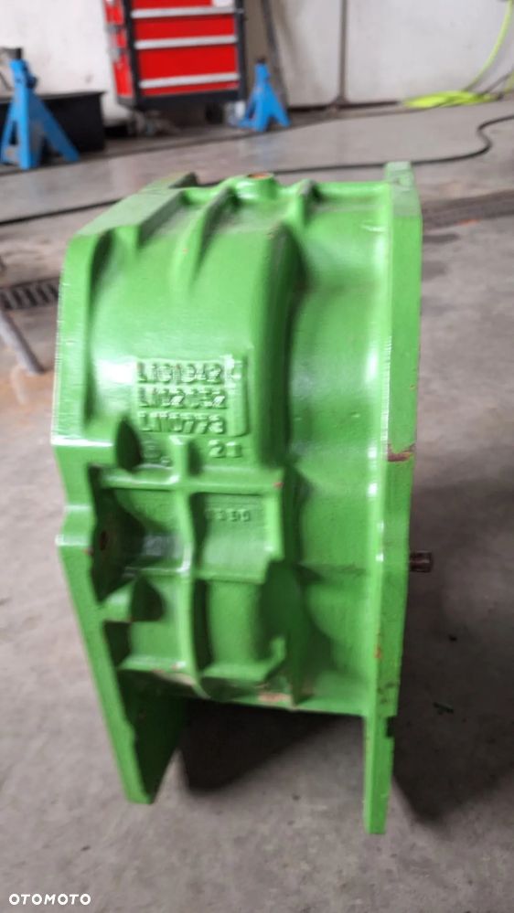 obudowa skrzyni l101942 l102052 l110773 john deere 6506 6600 seria 6000 - 6