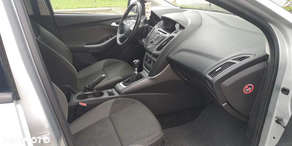 Ford Focus - 22