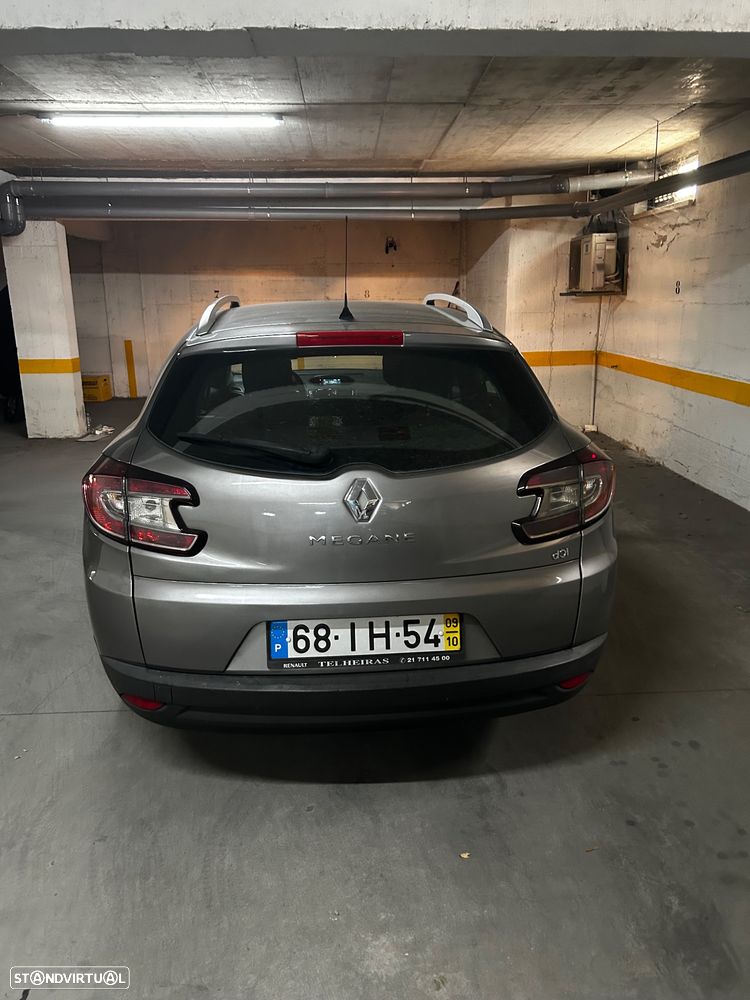 Renault Mégane Sport Tourer 1.5 dCi Dynamique - 4