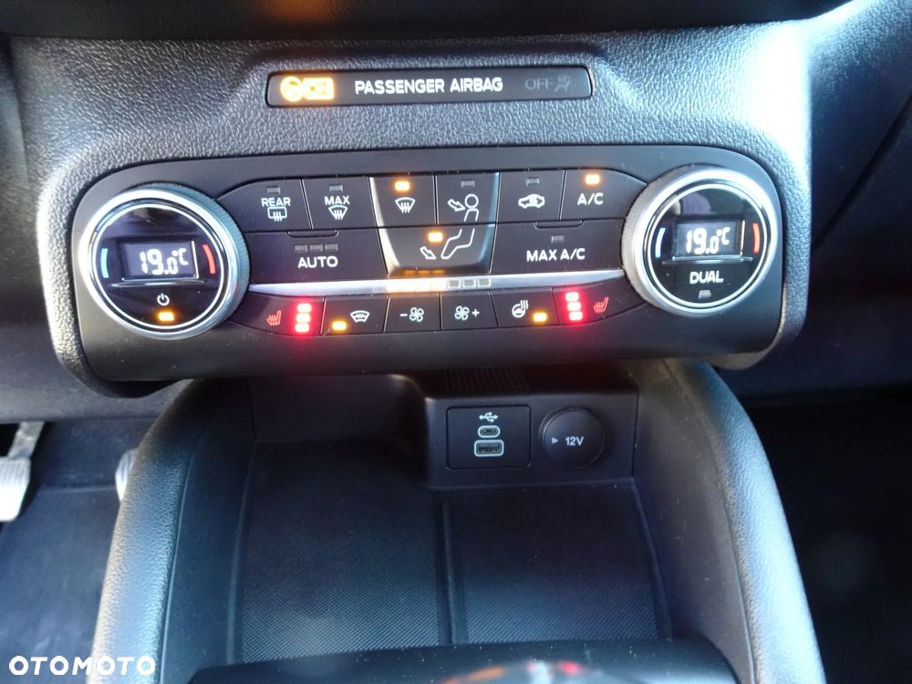 Ford Kuga 1.5 EcoBoost FWD Titanium - 33