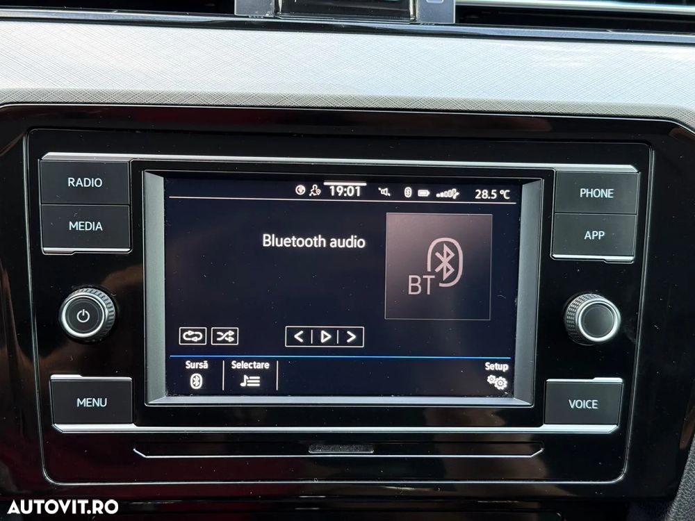 Volkswagen Passat Variant 2.0 TDI DSG (BlueMotion Technology) Comfortline - 33