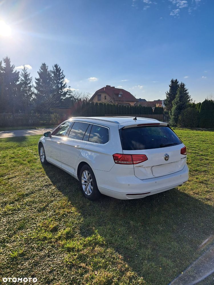 Volkswagen Passat 2.0 TDI (BlueMotion Technology) Comfortline - 3