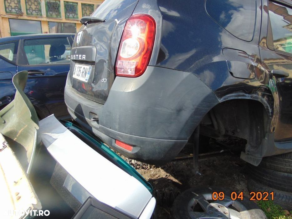 Bara spate Dacia duster 2009-2013 spoiler spate dezmembrez duster 1.5 - 2