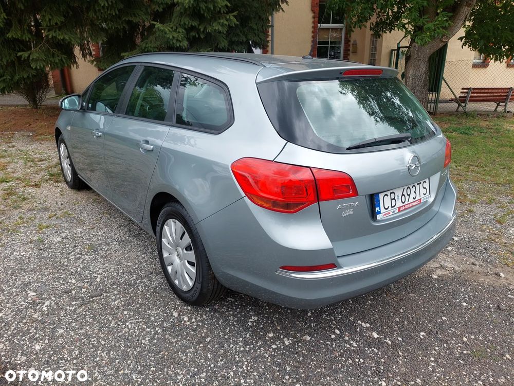 Opel Astra 1.4 Turbo Edition - 4
