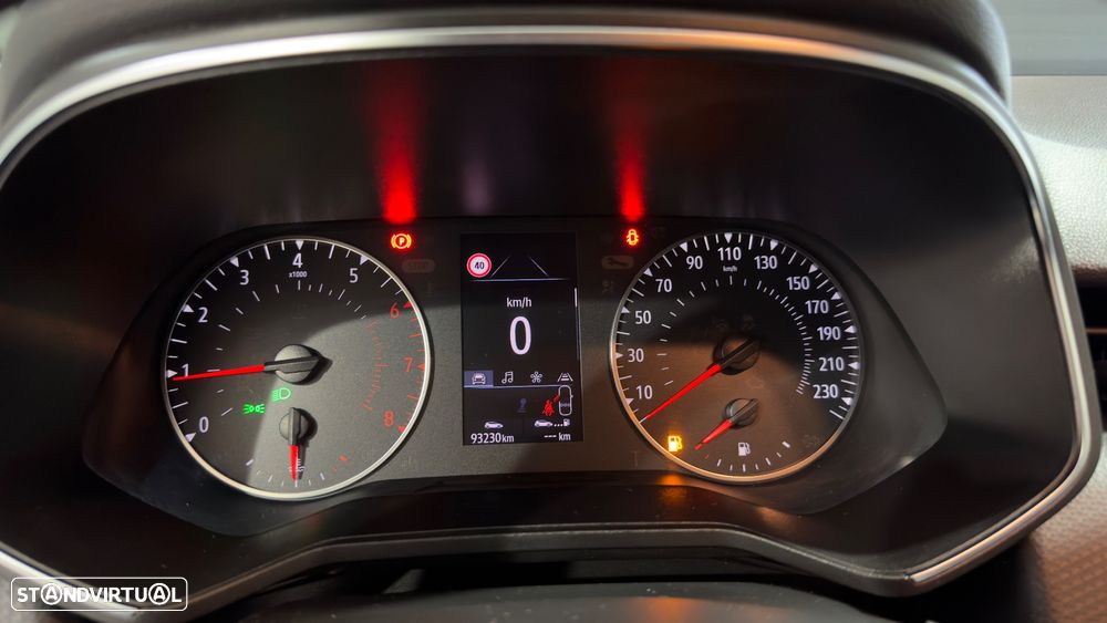 Renault Clio TCe 100 INTENS - 20