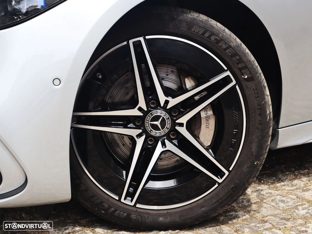 Mercedes-Benz C 300 e T 9G-TRONIC AMG Line - 11