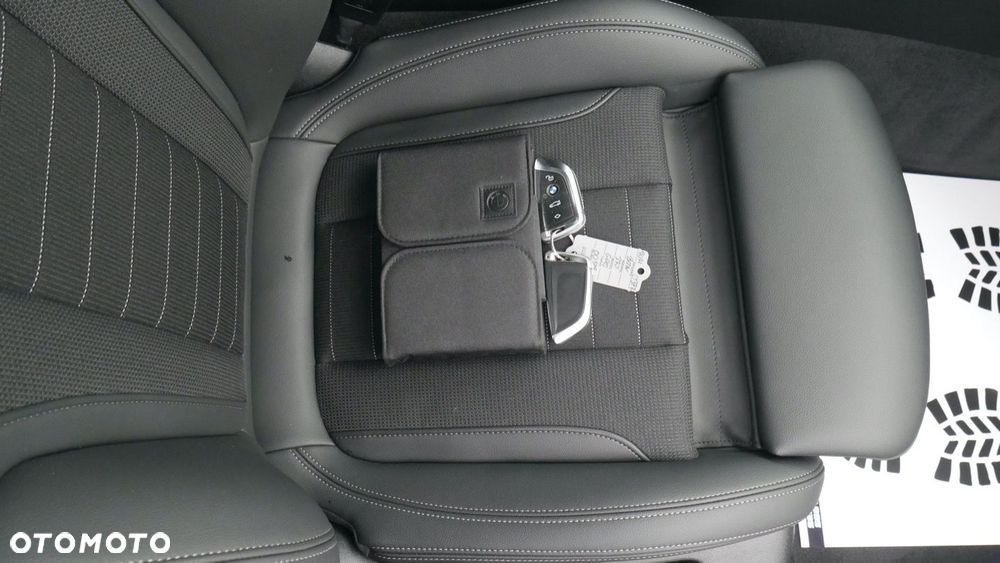 BMW Seria 3 - 25