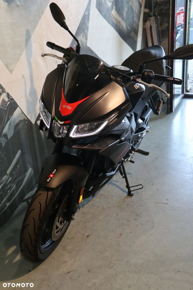 Aprilia Tuono - 4