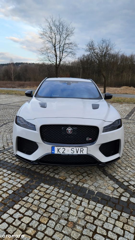Jaguar F-Pace P550 AWD SVR - 2