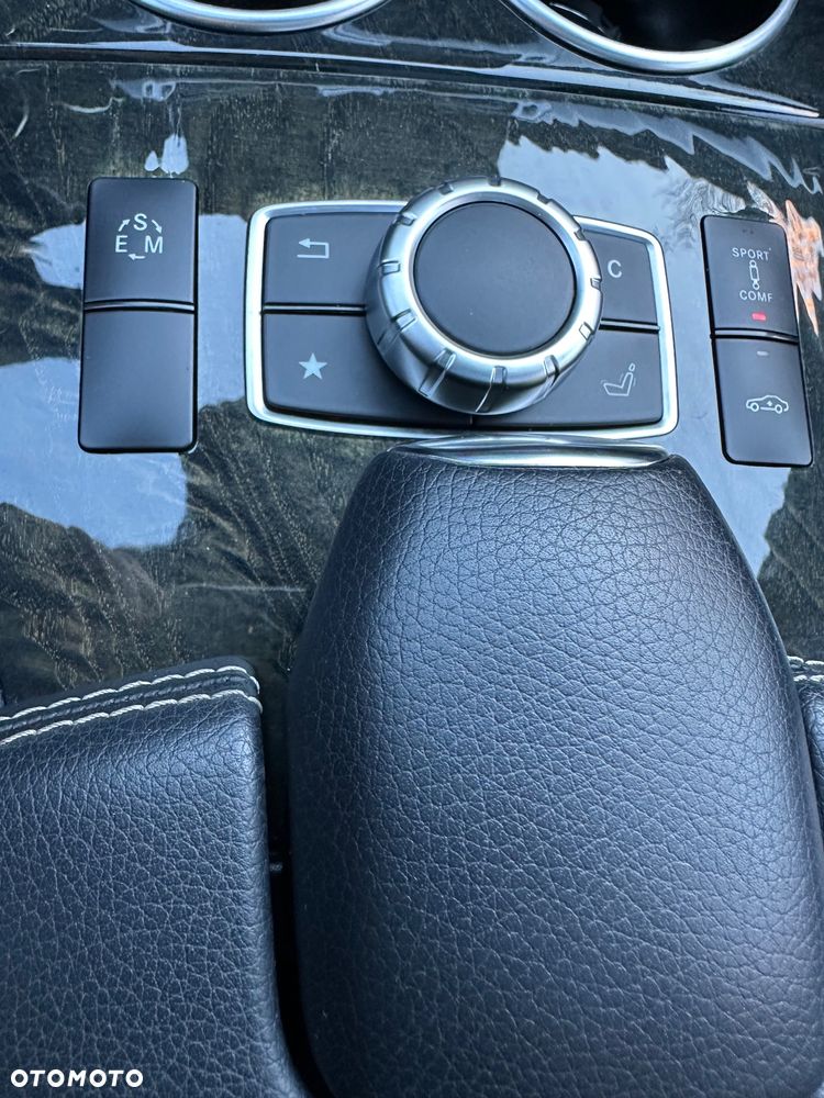 Mercedes-Benz CLS ver-500-4--matic-9g--tronic - 9