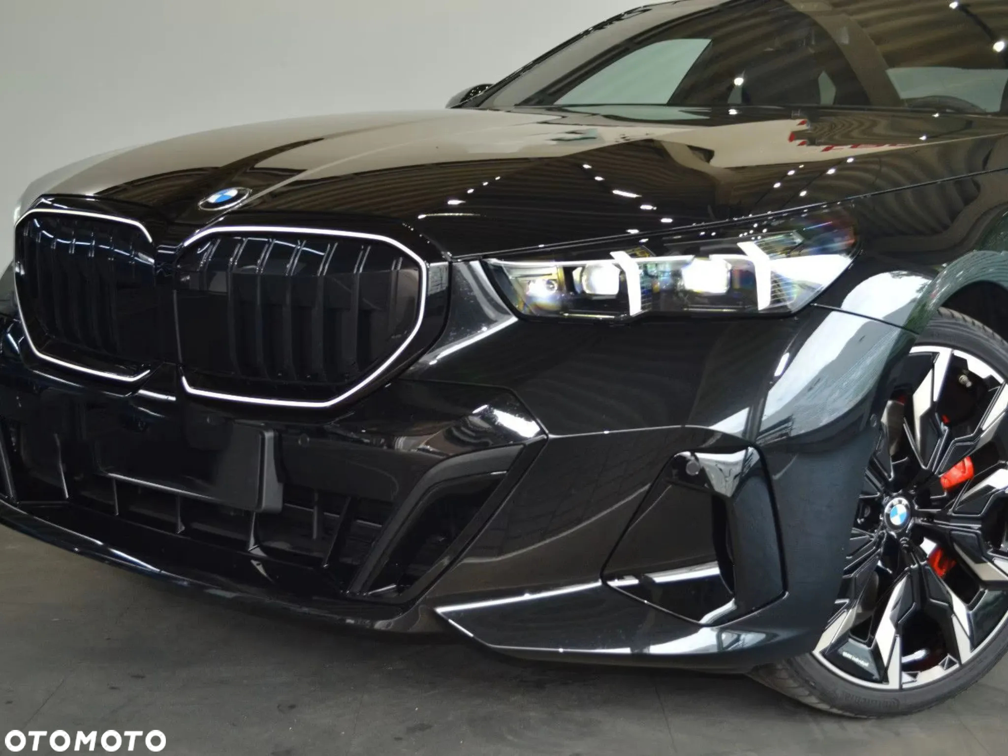 BMW Seria 5 520d xDrive mHEV M Sport - 2