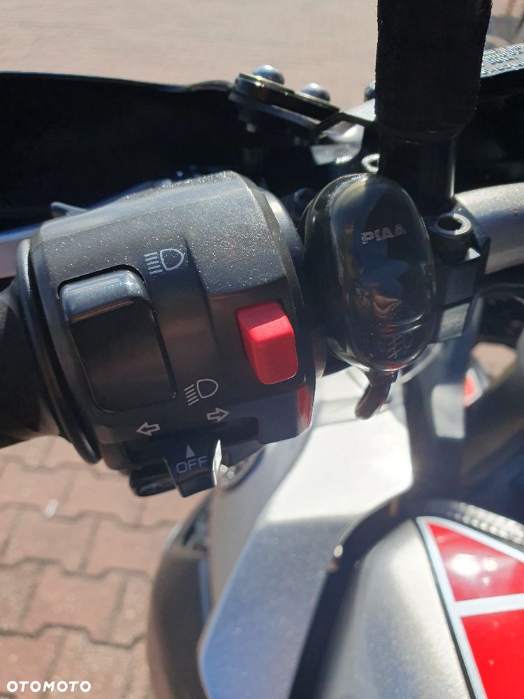 Yamaha Super Tenere - 13