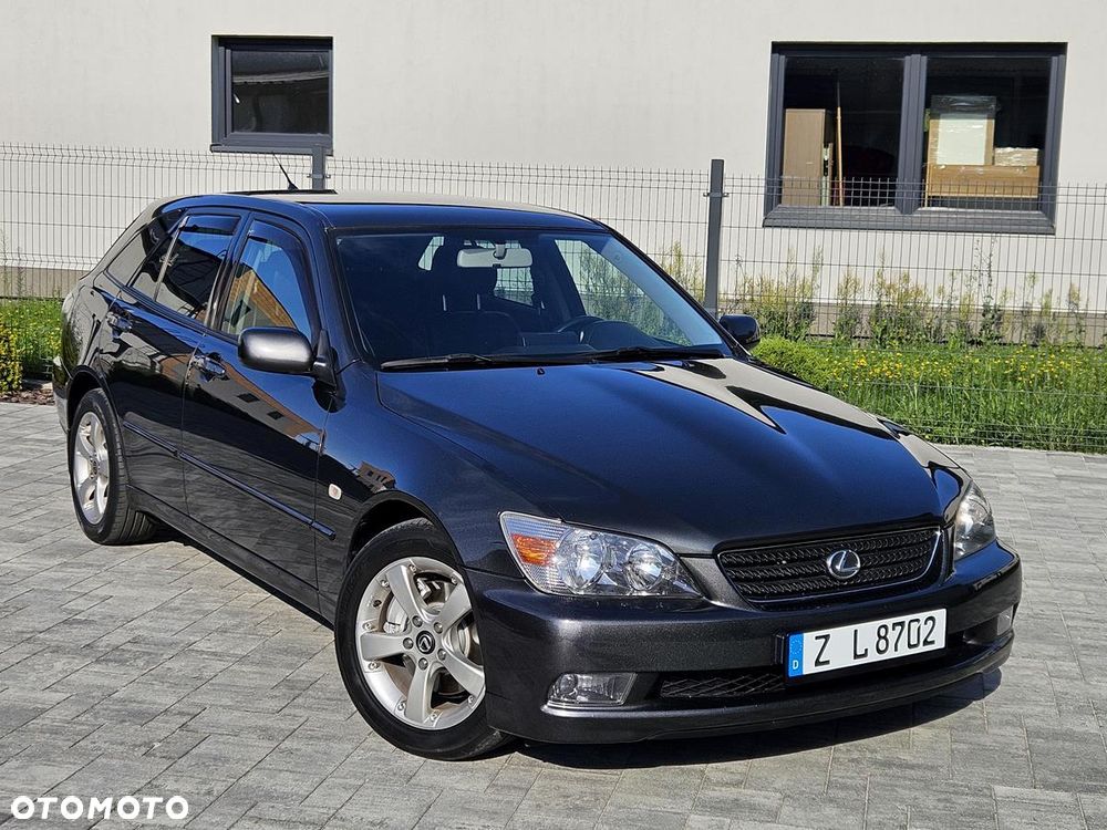 Lexus IS 200 SC Prestige - 18