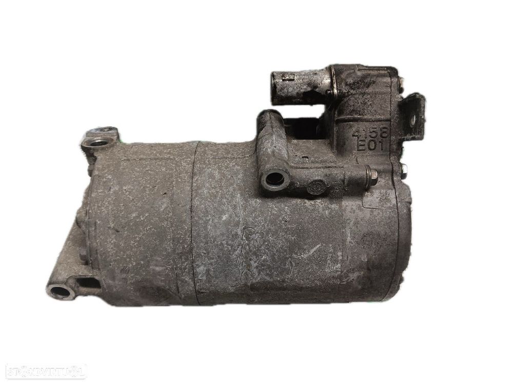 Compressor Ar Condicionado Mercedes-Benz C-Class (W205) - 4