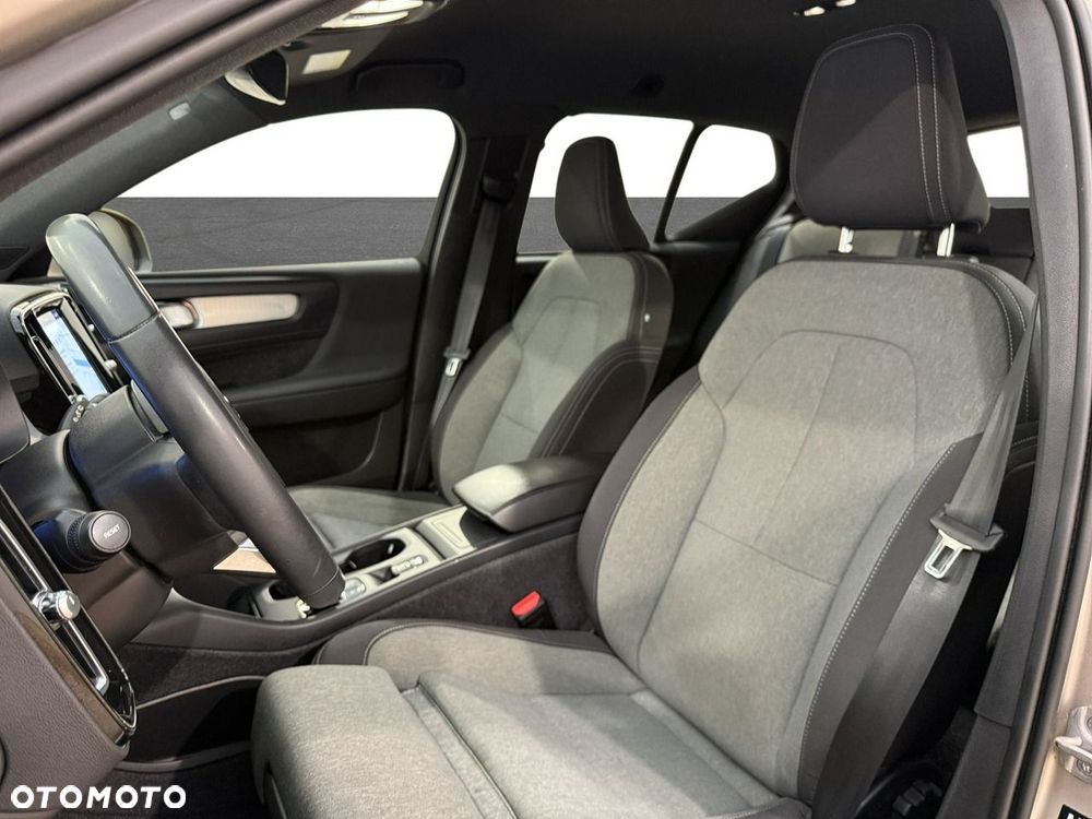 Volvo XC 40 B3 Core - 17