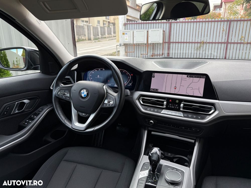BMW Seria 3 320d xDrive AT MHEV - 22