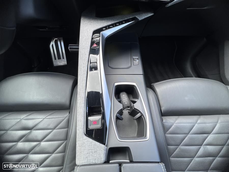 Peugeot E-3008 73 kWh GT - 54