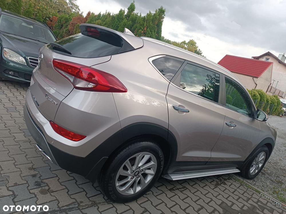 Hyundai Tucson - 12