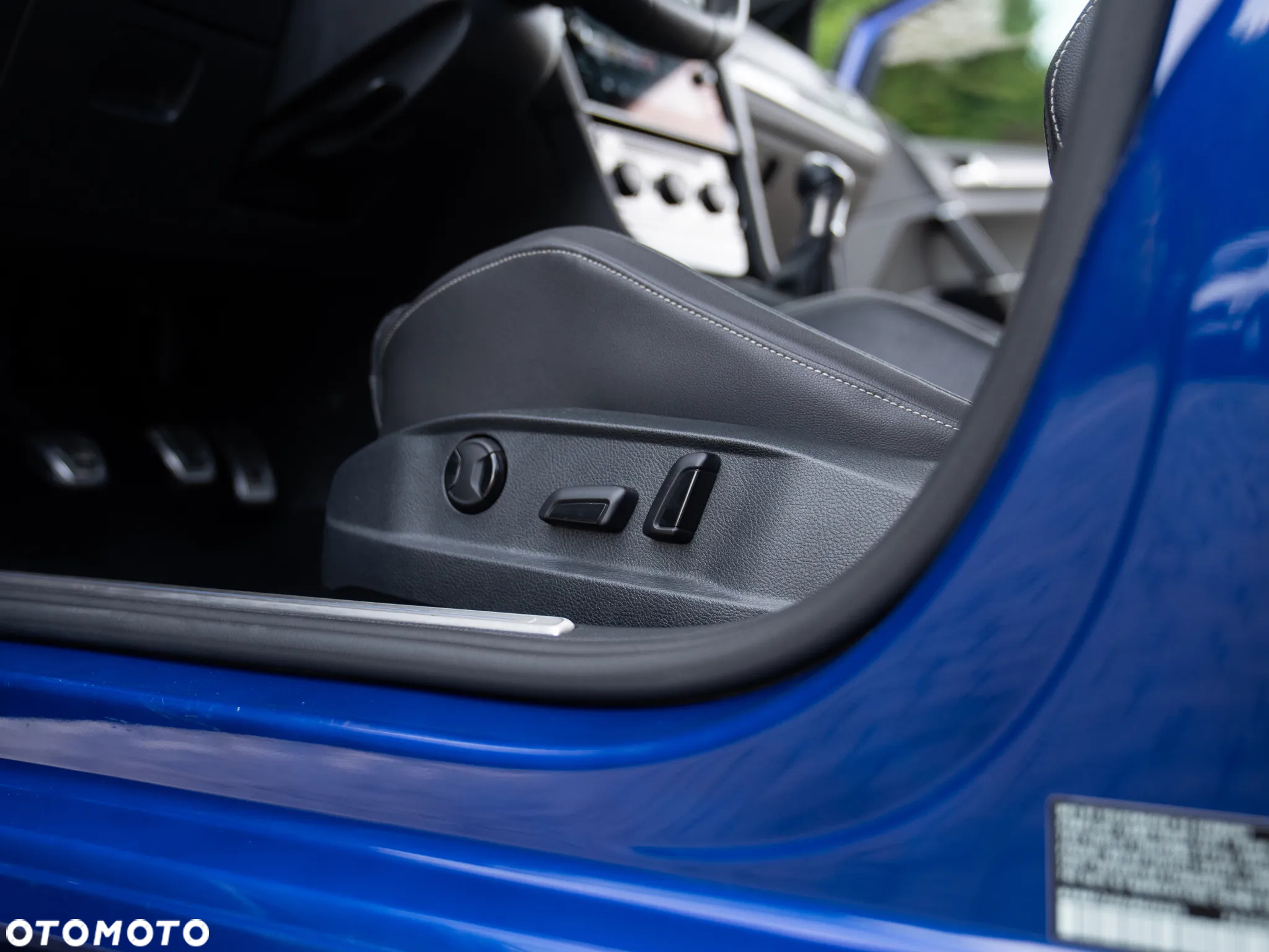 Volkswagen Golf - 31