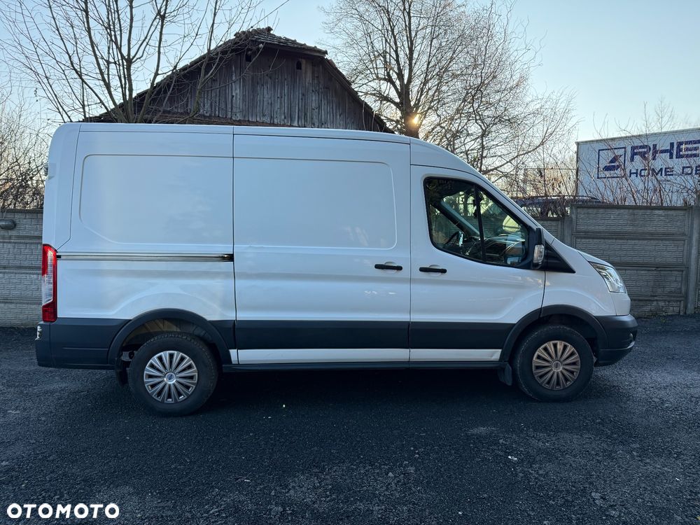 Ford Transit - 23