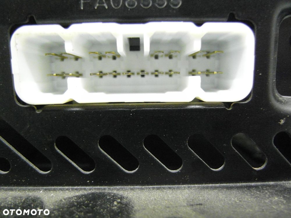 RADIO TOYOTA RAV 4 II 8612042130 CQTT3370A - 7