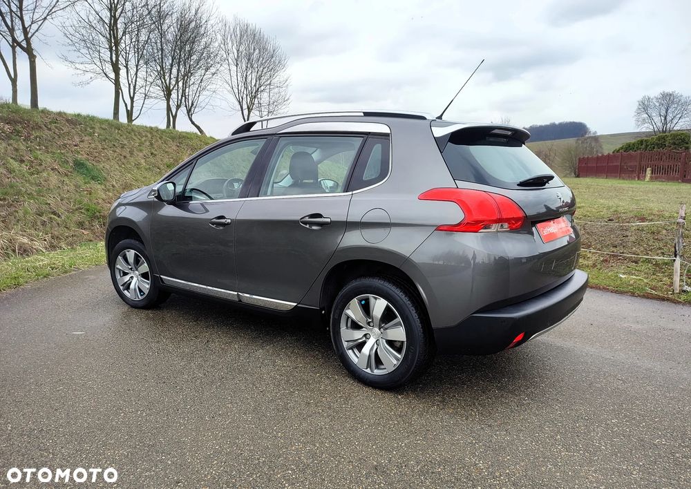 Peugeot 2008 1.6 VTi Allure - 9