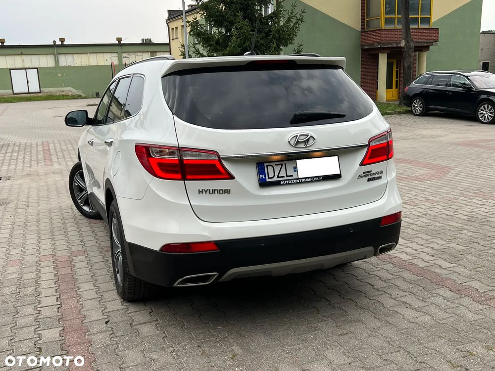Hyundai Grand Santa Fe 2.2 CRDi Platinum 6os - 3