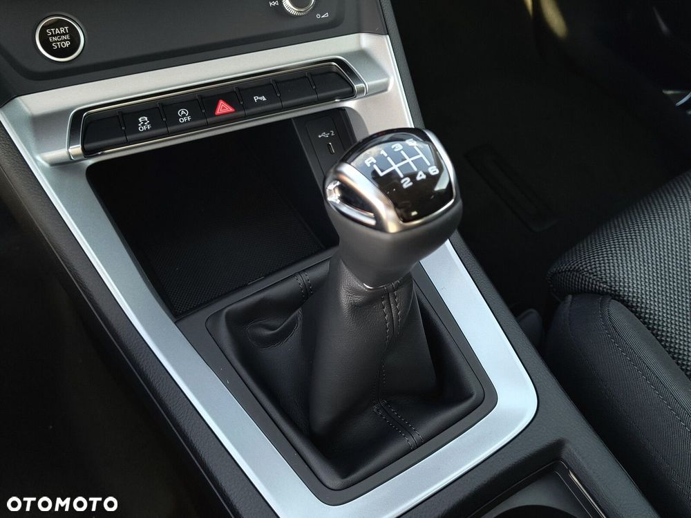 Audi Q3 - 17