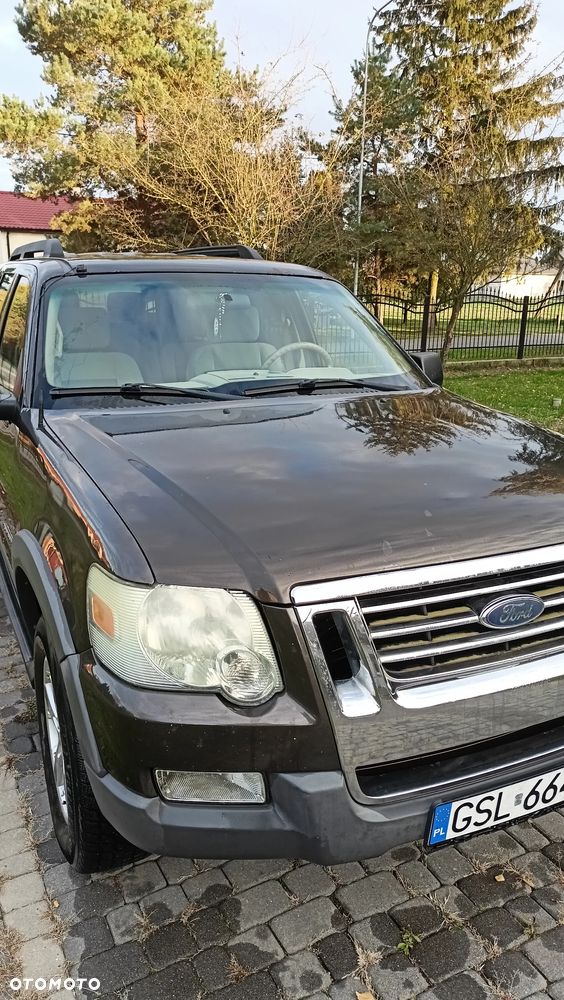 Ford Explorer 4.0 AWD - 1