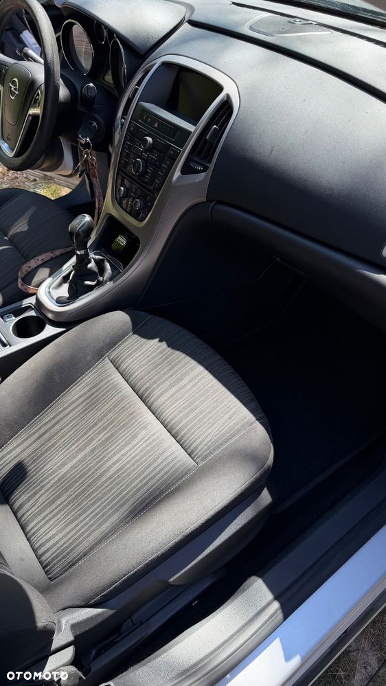 Opel Astra - 9