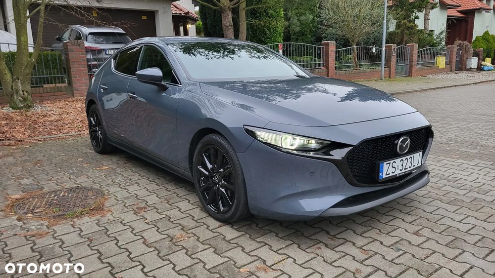 Mazda 3 2.0 mHEV Hikari - 10