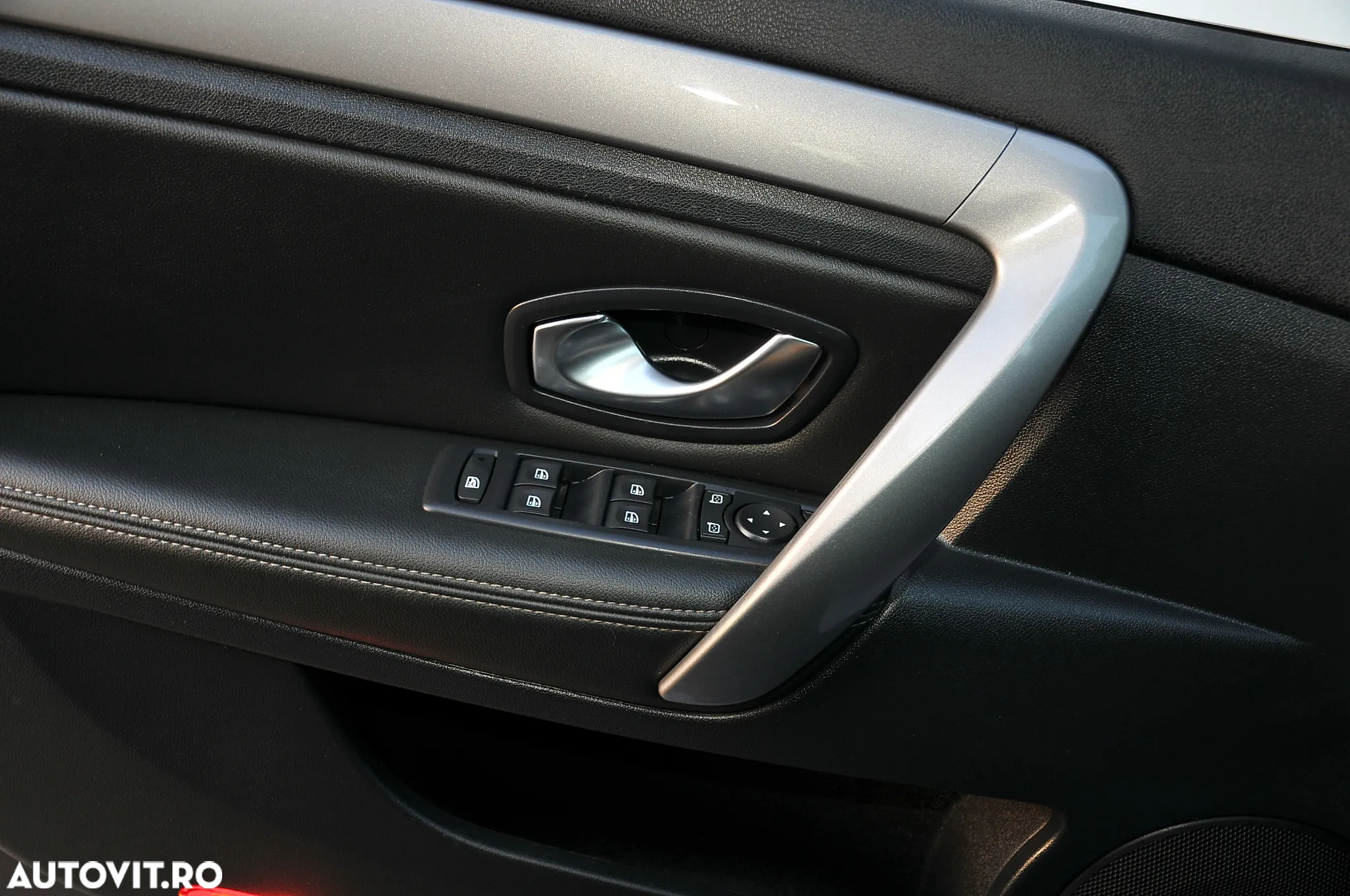 Renault Laguna dCi 110 FAP Dynamique - 20