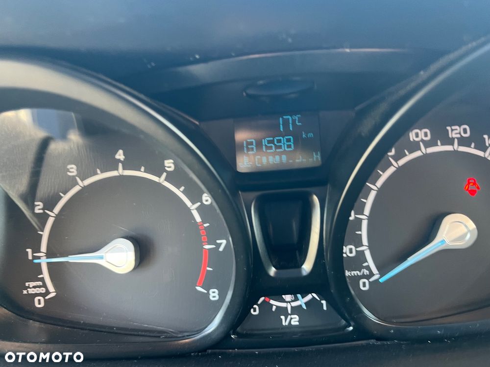 Ford EcoSport - 24