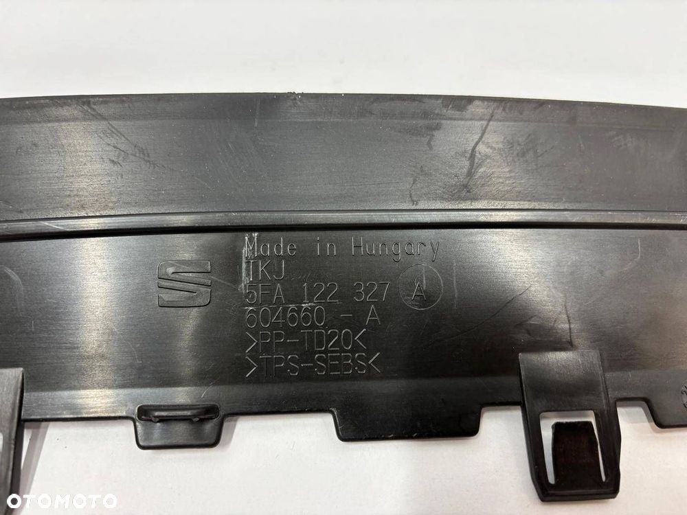 Seat Leon IV 5FA wlot kierownica powietrza dolna 5FA122327A nowy - 5
