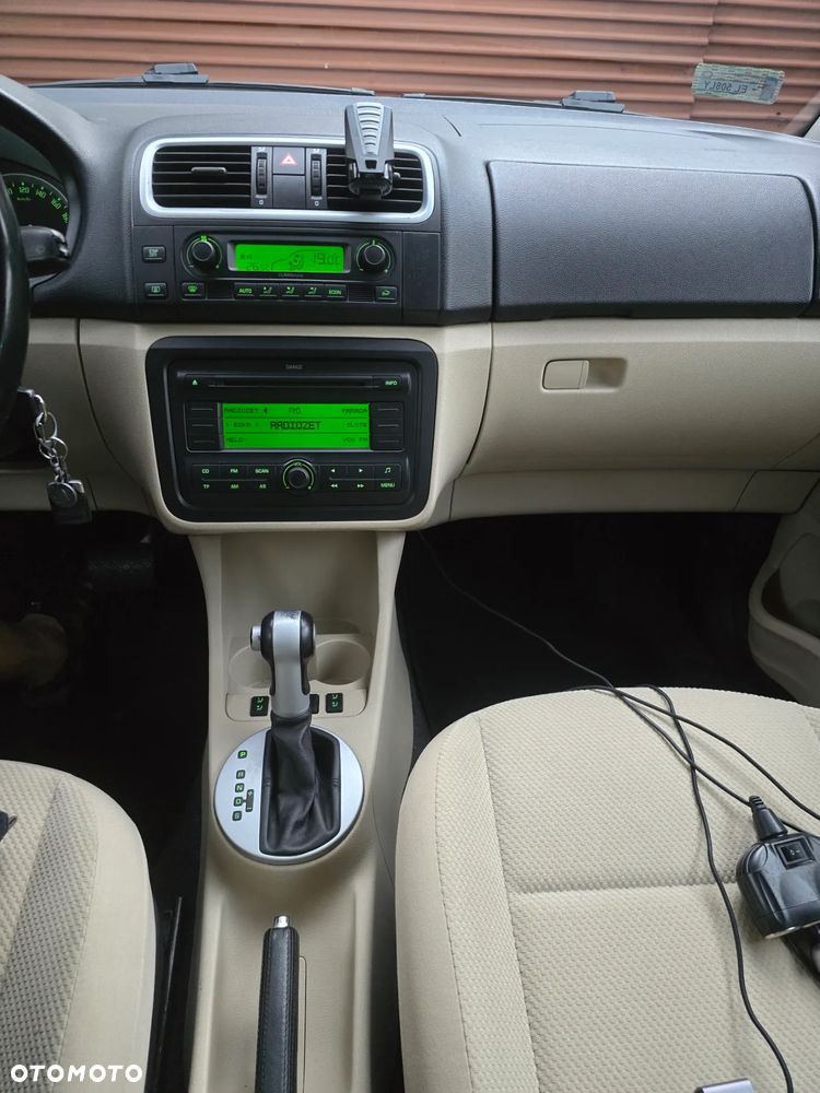 Skoda Fabia 1.6 16V Style - 26