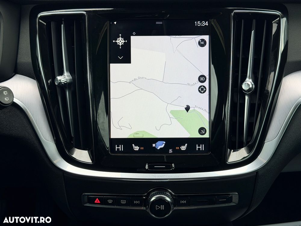 Volvo V60 D3 Momentum Pro - 22
