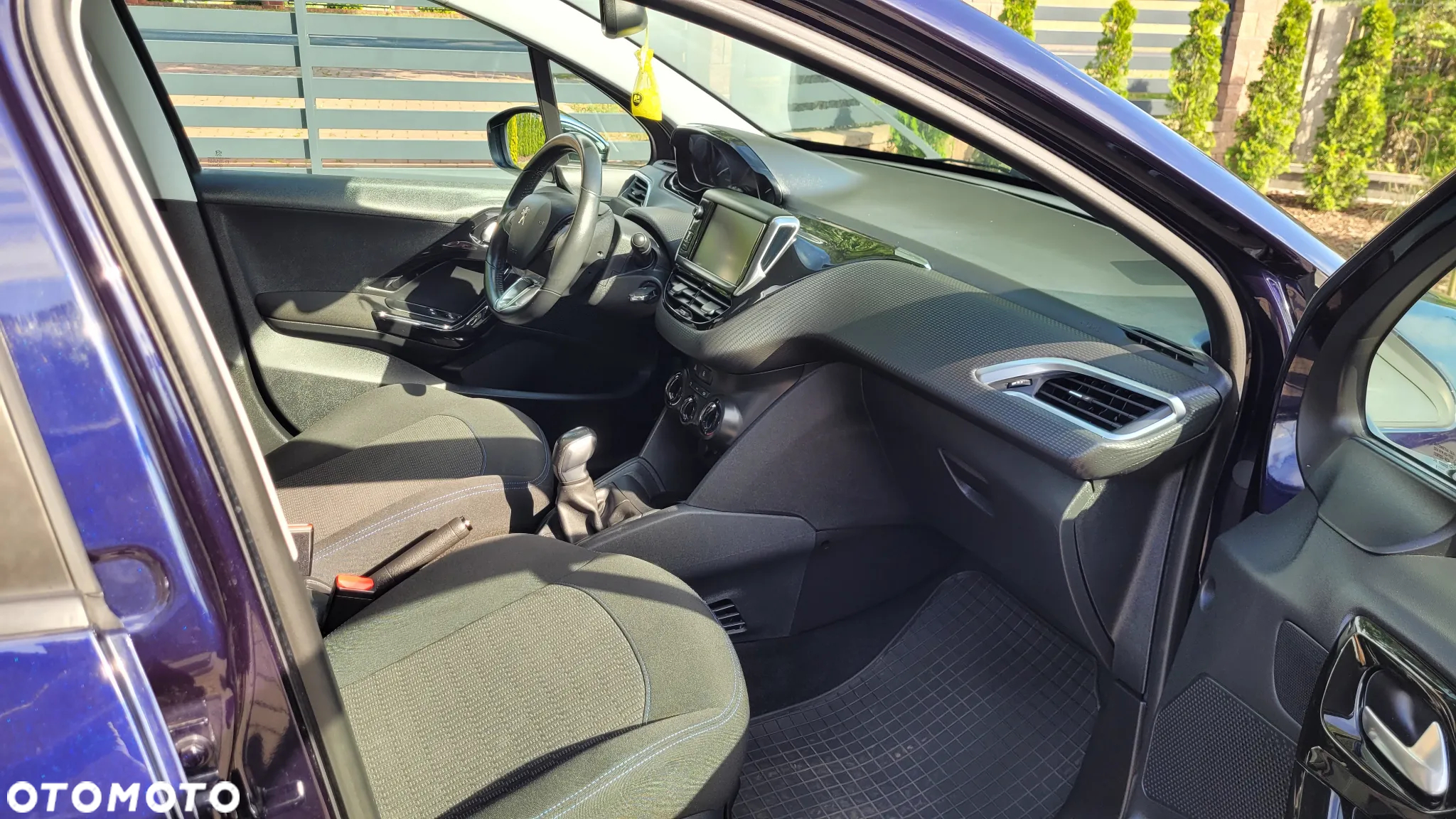 Peugeot 208 1.2 PureTech Style - 10
